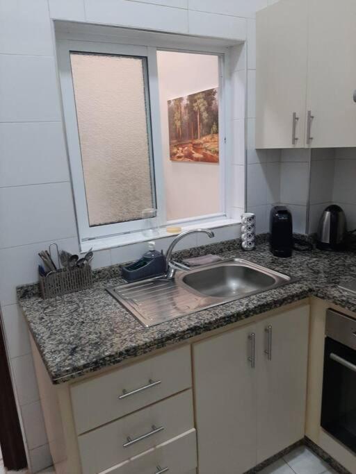 Ground Floor 2 Bedroom Apartment - City Centre Location - Optic Fibre Wifi Tanger Exterior foto